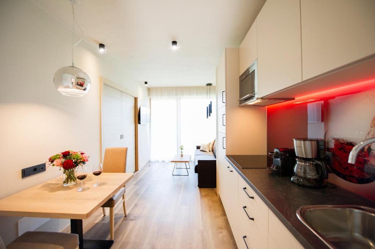 Haus Gregori Aparthotel Caldaro Buitenkant foto