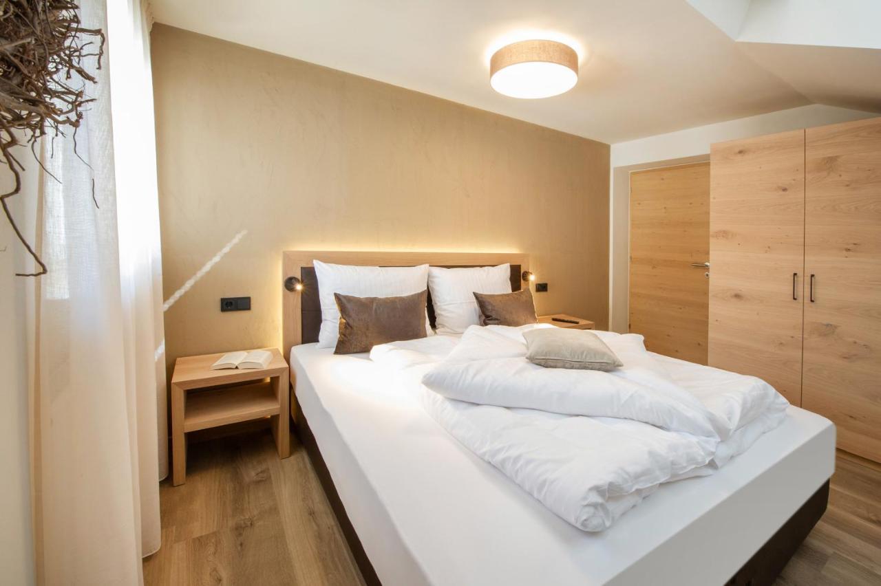 Haus Gregori Aparthotel Caldaro Buitenkant foto