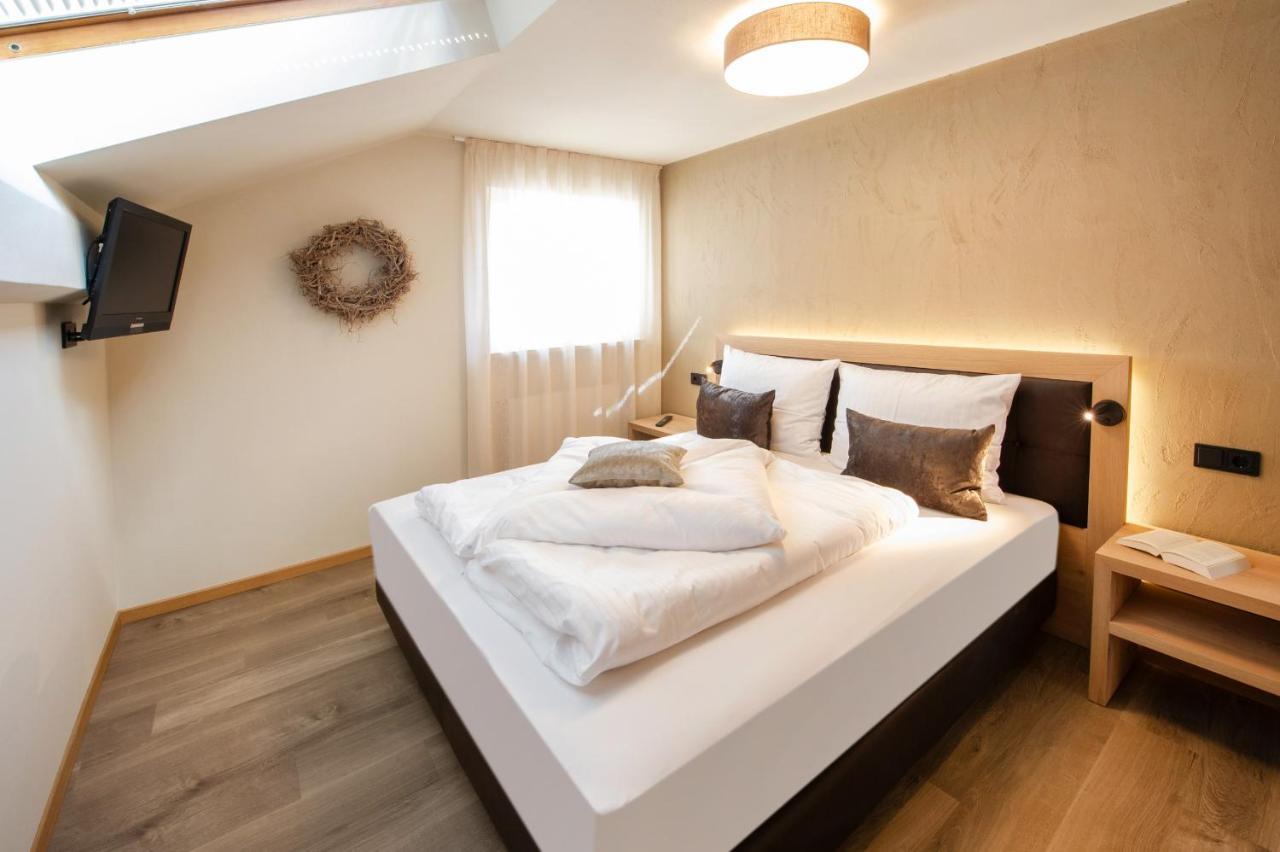 Haus Gregori Aparthotel Caldaro Buitenkant foto