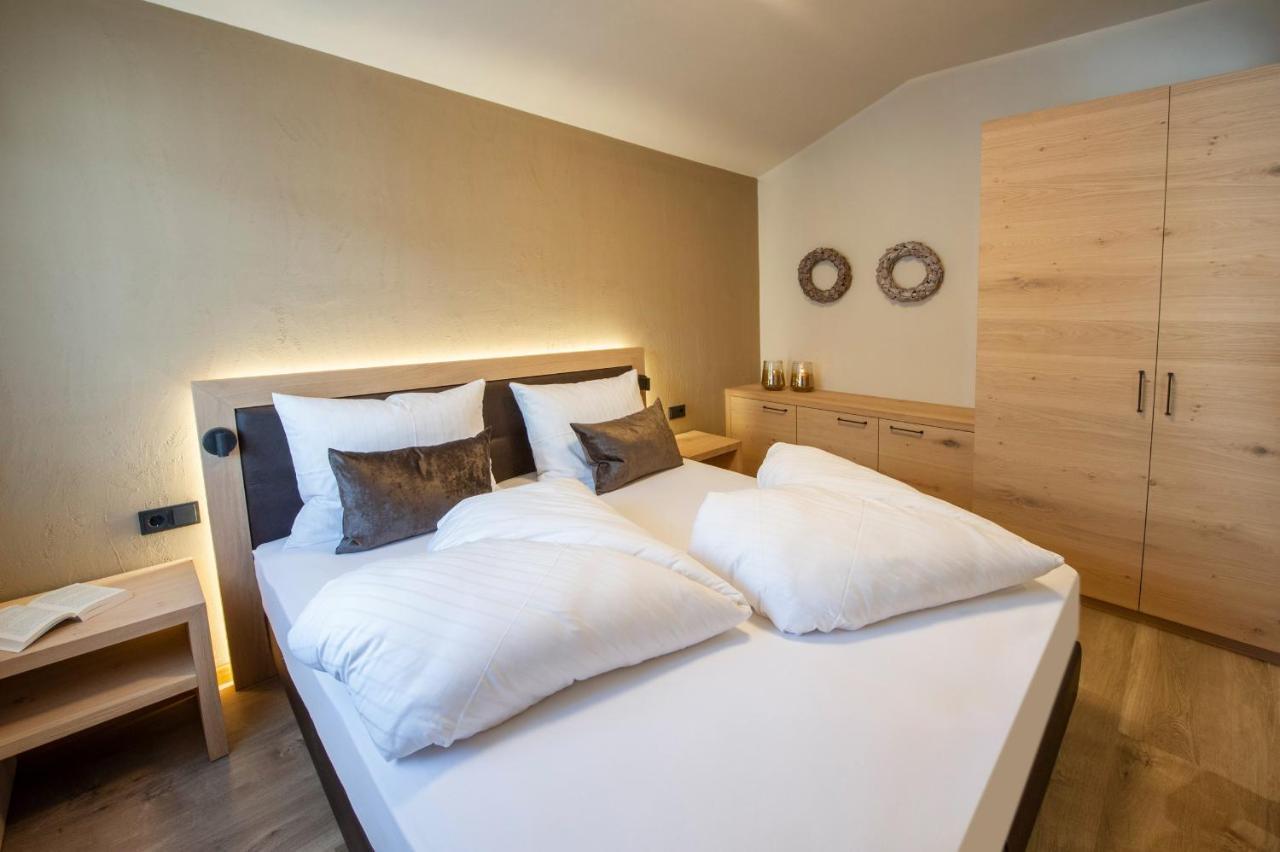 Haus Gregori Aparthotel Caldaro Buitenkant foto